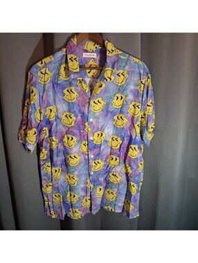 Pacsun XL Rayon Short Sleeve Button-Up Shirt with Smiley Face Print
